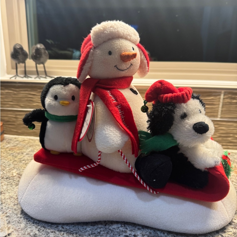 2007 Hallmark Snow What Fun Sledders Plush Table Topper Collectable